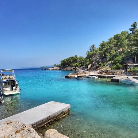 Holiday Hvar Vrbanj Bagian luar foto