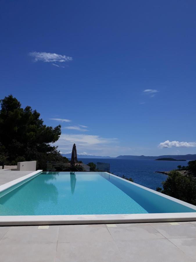 Holiday Hvar Vrbanj Bagian luar foto