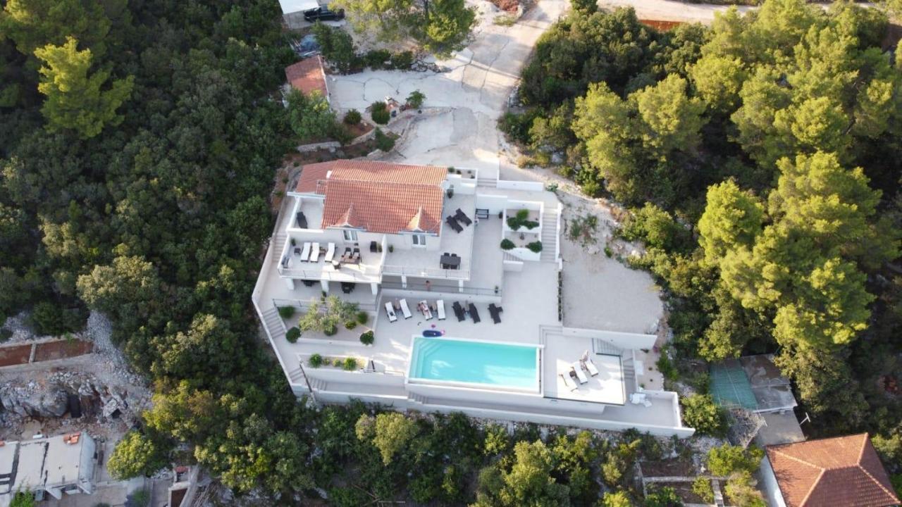 Holiday Hvar Vrbanj Bagian luar foto