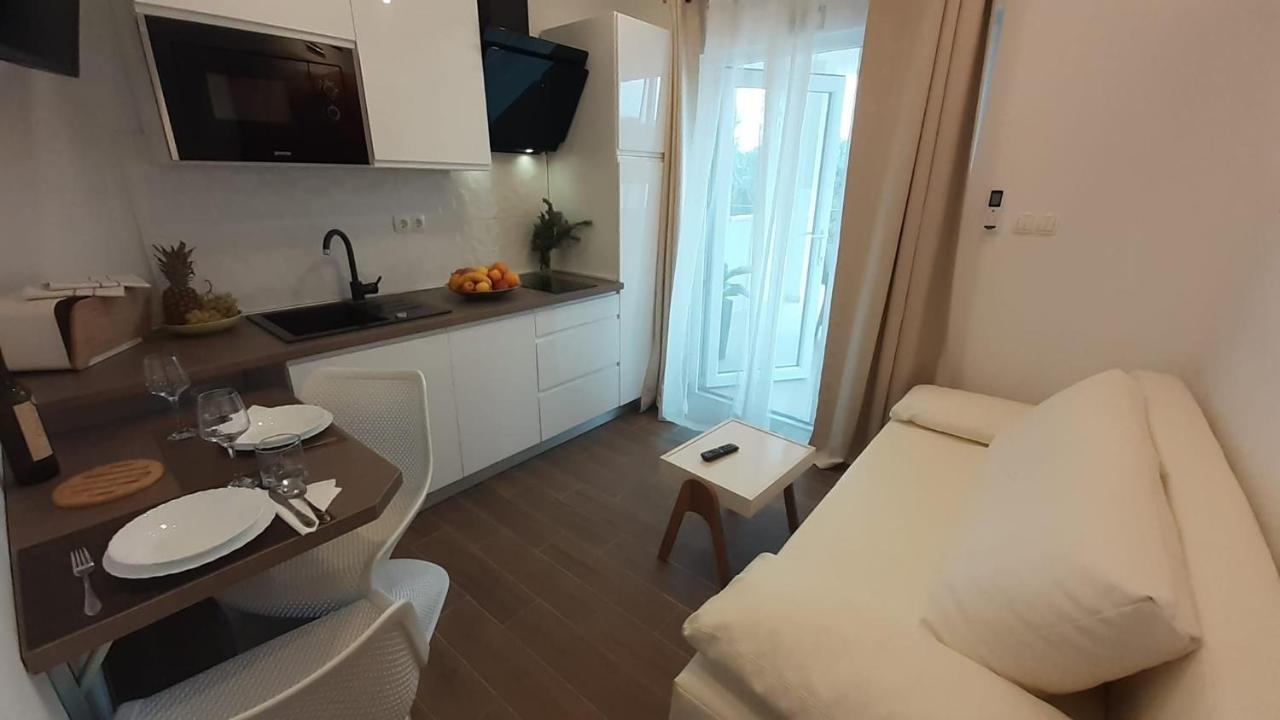 Holiday Hvar Vrbanj Bagian luar foto