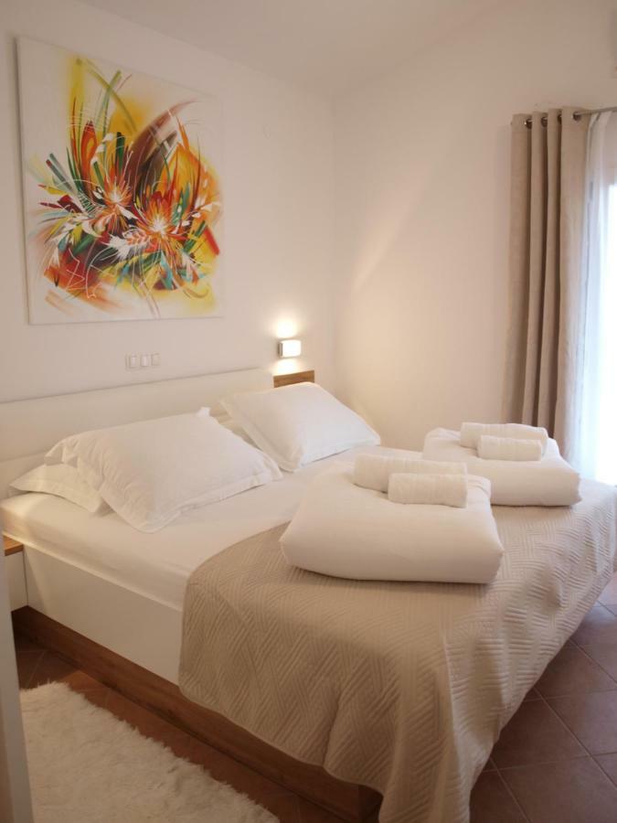 Holiday Hvar Vrbanj Bagian luar foto