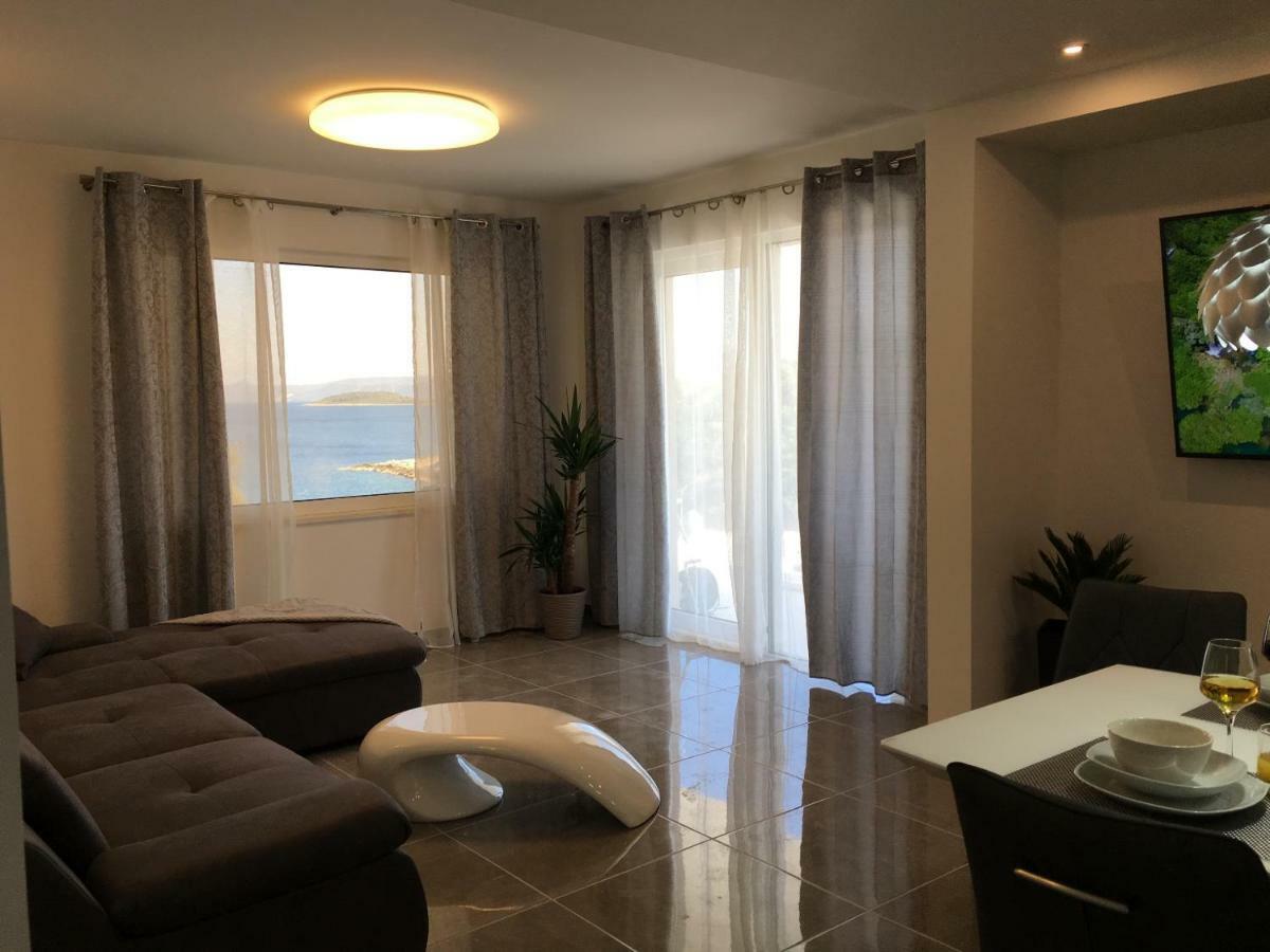 Holiday Hvar Vrbanj Bagian luar foto