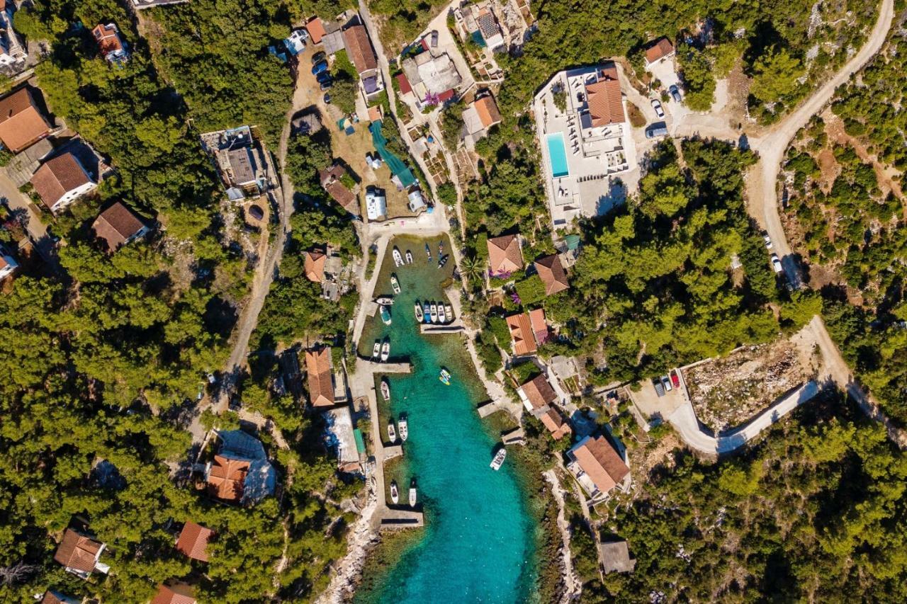 Holiday Hvar Vrbanj Bagian luar foto