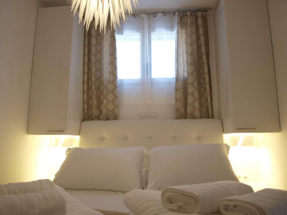 Holiday Hvar Vrbanj Bagian luar foto